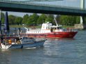Motor Segelboot mit Motorschaden trieb gegen Alte Liebe bei Koeln Rodenkirchen P032